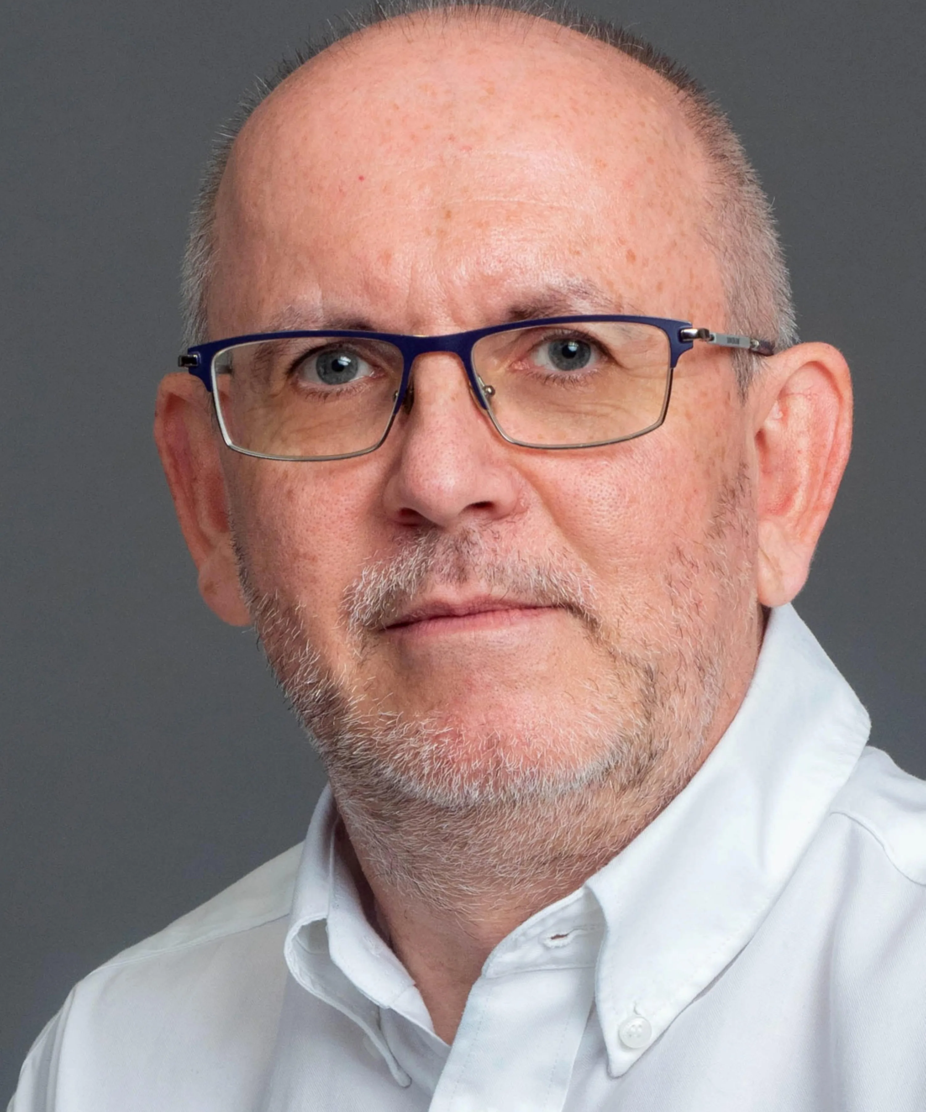 WILSON Adrian SKPA0588x A white shirt headshot 1 high res